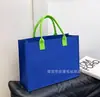 Bolsas de Fieltro con Logos Personalizados, Regalos Promocionales Bancarios, Bolsas Promocionales Corporativas, Bolsas Tote para Conferencias de Negocios de Empresas