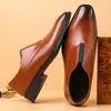 Sapatos de Couro Masculinos para Negócios Mocassins Slip-on de Couro Genuíno Estilo Britânico Formal Sapatos Casuais para o Trabalho Sapatos para Noivo Casamento Homens