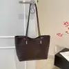 Bolsa Tote Nueva de Otoño 2026 para Viajes Diarios Bolso de Hombro Único Retro de Gama Alta Bolso de Mano de Gran Capacidad Bolsas para Mujer al por Mayor