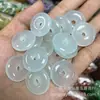 Novo Pingente de Jade Tipo Gelo Estilo Chinês com Inclusões Verdes, Pingente Anel de Segurança de Jade Quartizito, Presente de Feriado para Idosos