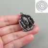 Colgante Pájaro Dapeng Xizang Joyería Pequeña Vintage Envoltura Pasta Accesorios de Mano Collar Suministros Tántricos Colgante Pájaro de Alas Doradas