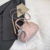 Bolsa de Mão com Laço Estilo Coreano para Mulheres 2025 Outono Nova Moda Exquisite Bolsa Quadrada Pequena Tendência Casual Bolsa Transversal