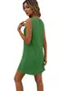Vestido Sem Mangas Plissado Estilo Europeu e Americano Novo Primavera/Verão 2026, Vestido Curto Verde com Gola Redonda, Vestido de Férias Moderno e Elegante