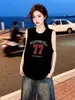 Camiseta sin mangas de estilo vibe americano de moda callejera con estampado de letras para mujer, top de algodón puro artístico vintage de verano para pareja