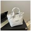 Bolso de Mano para Viajes Diarios de Gran Capacidad para Hombres y Mujeres, Bolso Tote Casual Estilo Nuevo 2026, Bolso de Hombro Simple y Elegante