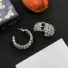 Venta al por mayor del Fabricante: Pendientes de Diamantes con Letra Cd de Nariz de Cerdo D-Brand, Pendientes Clásicos de Moda con Tachuelas, Superventas Transfronterizos, Estilo Influencer