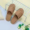 Novas Pantufas de Algodão Baotou Outono e Inverno Casal Casa Interior Femininas Silenciosas Antiderrapantes Tecido Base de Pano Pantufas de Chão Masculinas