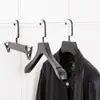 Perchas Negras de Lujo Hechas a Medida Transfronterizas para Hoteles y Tiendas de Ropa, Perchas de Marca de Gama Alta y Perchas para Pantalones, Al por Mayor en Stock