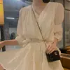 Conjunto de camisa de estilo juvenil fresco de alta calidad para mujer de otoño Dongdaemun, Corea + pantalones de falda de cintura alta