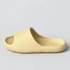 Pantuflas de EVA para parejas, adecuadas para hombres y mujeres, para uso en verano, interiores, baño, ducha, antideslizantes, silenciosas y sin olor