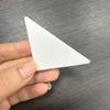 Modelador Triangular Descartável para Gola em Estoque, Modelador de Gola de Camisa, Adesivo Plástico para Fixação de Gola de Camisa