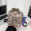 Bolsa Pequeña Tipo Chaqueta para Traje de Mujer, Nuevo Estilo 2026, Bolso de Moda Europeo y Americano de Alta Calidad para Hombro Único o Cruzado, Se Puede Usar como Mochila, Bolso de Tres Vías de Uso