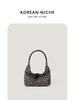 Bolso de mano retro de leopardo de felpa de alto sentido con diseño de nicho de Corea del Sur, nuevo bolso de mano para otoño e invierno 2024 para mujer