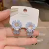 Brincos Quadrados de Cristal Florais Versáteis e Elegantes para Mulheres, Luxo Acessível e Brincos de Celebridade de Alto Padrão, Novos Brincos Populares e Brincos