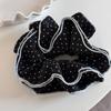 Anillo para el cabello de intestino grueso plisado de cuatro capas de lunares de onda blanco y negro, temperamento de alta gama con ribete, cuerda para el cabello simple y elegante francés