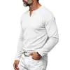 Camiseta base de punto acanalado elástico resistente para hombre, manga larga, cuello en V Henley, retro, simple, tipo chico duro, transfronteriza europea y americana, otoño e invierno