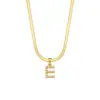 Joyería Popular Transfronteriza Europea y Americana con Colgante de Letra para Mujer Acero Inoxidable Chapado en Oro de 18 Quilates Cadena de Serpiente Plana Collar con Letra de Perla