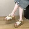 Sandalias Tejidas de Perlas Hermosas con Plataforma Gruesa para Verano para Mujer para Exterior con Faldas 2025 Nuevo Estilo de Alta Gama