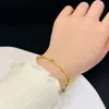 2024 Nuevo Verano Estilo Ins Joyería Colgante de Trébol Diseño de Nicho Cadena de Acero de Titanio de Gama Alta No se Desvanece