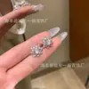 Venta al por mayor de fábrica suministro en vivo aretes de plata s925 incrustados con jade de agua natural diseño pequeño fresco girasol para mujer