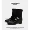 Botas elásticas estilo Mary Jane retrô para mulheres, com bico quadrado, adornadas com strass, salto plataforma, comprimento até o meio da panturrilha, corte justo e uma combinação de couro macio, tornando-as versáteis e estilosas.