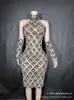 Vestido de Festa Cocktail Sexy de Malha Transparente Xadrez de Gola Alta Sem Mangas com Strass Brilhante Estilo Europeu e Americano