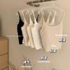 702 Ice Silk Fixed Cup Camisole Ice Silk Tecido Skin-friendly Respirável Slim-fit All-match Camisola Camisola com Almofada no Peito