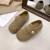 Nuevas mules de gamuza 2026, versátiles con velcro, zapatos de mujer retro otoñales que aumentan la altura, de suela gruesa para uso en exteriores, marrones