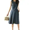 Vestido regata de lã, vestido elegante, novidade de verão 2026 para mulheres, vestido de alça cinza de comprimento médio