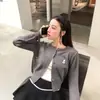 Ropa Informal de Zhao Lusi Rr Rosa Suave Estilo Coreano Marca de Moda Suéter Primavera y Otoño 2026 Cárdigan de Punto de Color Claro