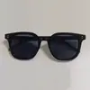 Gafas de Sol Retro Europeas y Americanas Triangulares Ojo de Gato para Mujer de Gama Alta Versátiles Negras de Montura Pequeña Estilo Protección Solar
