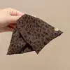 Pinza Grande de Triángulo con Estampado de Leopardo para un Look Completo, Adecuada para Peinados Recogidos, Accesorio para el Cabello, Pinza de Tiburón para Mujer, Accesorio para el Cabello de Otoño e Invierno