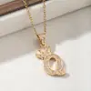 Colar com pingente de letra da moda europeia e americana para mulheres, coroa dourada e prateada com letras inglesas totalmente cravejadas de diamantes, modelo de exportação de venda quente transfronteiriça, envio direto