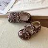 Zapatos de piel para niña, nueva colección otoño 2026, zapatos tipo princesa florales de punta fina, estilo coreano, modernos y versátiles para estudiantes, zapatos casuales de punta cuadrada
