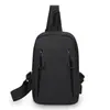 Nova Bolsa de Peito Masculina Outono e Inverno Multifuncional com Carregamento USB Portátil Bolsa de Ombro Roupas de Trabalho Versátil Bolsa de Mão Transversal