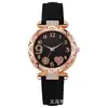 Venta Caliente Transfronteriza Nuevo Reloj de Mujer Moda Personalidad Simple Reloj de Pulsera Corazón Amor Números Correa de Cuero Set de Reloj