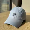 Boné de Baseball com Bordado de Desenho Desfiado de Alta Qualidade para Primavera e Verão, Chapéu Versátil, Circunferência da Cabeça Grande, Boné de Bico de Pato Tendência para Mulheres