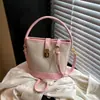 Bolso de Mano Estilo Coreano para Mujer 2026 Nueva Moda Versátil Bolso Cubo con Bloques de Color con un Toque de Lujo Bolso Cruzado Casual