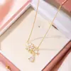 Collar de Joyería con Forma de Pétalo de Mariposa Estilo Japonés y Coreano para Mujer Nuevo Suave Elegante Colgante de Circonita Cadena de Clavícula de Lujo Ligero Gama Alta