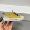 Zapatillas Deportivas Versátiles Retro Casuales Decorativas de Tres Colores con Cordones 2026 Nuevos Zapatos de Lona para Principios de Otoño para Hombres, Mujeres y Niños