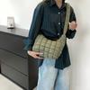 Bolso de hombro de gran capacidad estilo ins de Corea del Sur para mujer 2023 nuevo bolso abullonado plisado moda nicho versátil bolso bandolera