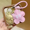 Chaveiro de Ouro Puro 999, Corrente de Ouro para Celular, Pingente de Bolsa, Design de Coelho Feliz com Flor, Presente Corporativo Popular para Atacado