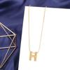 Collar con letra H de acero de titanio para mujer, cadena de clavícula, diseño de nicho de celebridades cibernéticas, joyería de moda para el cuello, collar de moda