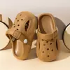 Chinelos de Eva Infantis de Verão com Solado Macio Antiderrapante para Meninos e Meninas Sandálias e Chinelos de Praia Fofos Baotou para Bebês