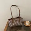 Colección Otoño 2026: Bolso de hombro de alta gama y gran capacidad para el trabajo y citas, bolso de axila de lunares para mujer, bolsos de mujer al por mayor