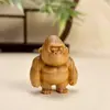 Item de pegador de mão de gorila engraçado esculpido em madeira maciça Wengwan animal fofo engraçado decoração de casa ornamento de mesa