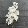 Suprimentos para Casamento Flores Artificiais 4 Pétalas Grande Queda de Neve Cerejeira Artificial de Alto Padrão Guia de Estrada para Teto Buquê Artificial Fabricante Atacado
