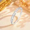 Pulseira Quadrada Vazada Totalmente Cravejada com Diamantes, Design Quadrado Geométrico de Luxo Leve, Cravejada com Zircônia, Fina para o Dia a Dia, Joia Versátil para Namorada
