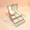 Fabricante transfronteiriço de caixas de joias de luxo com espelhos, caixas de exibição de joias personalizadas, caixas de presente de grande capacidade para broches, pulseiras e grampos de cabelo