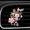 Clip de perfume creativo lindo para salida de aire de coche, clip de perfume de coche de dibujos animados, decoración de interior de coche de aromaterapia, decoración para mujer